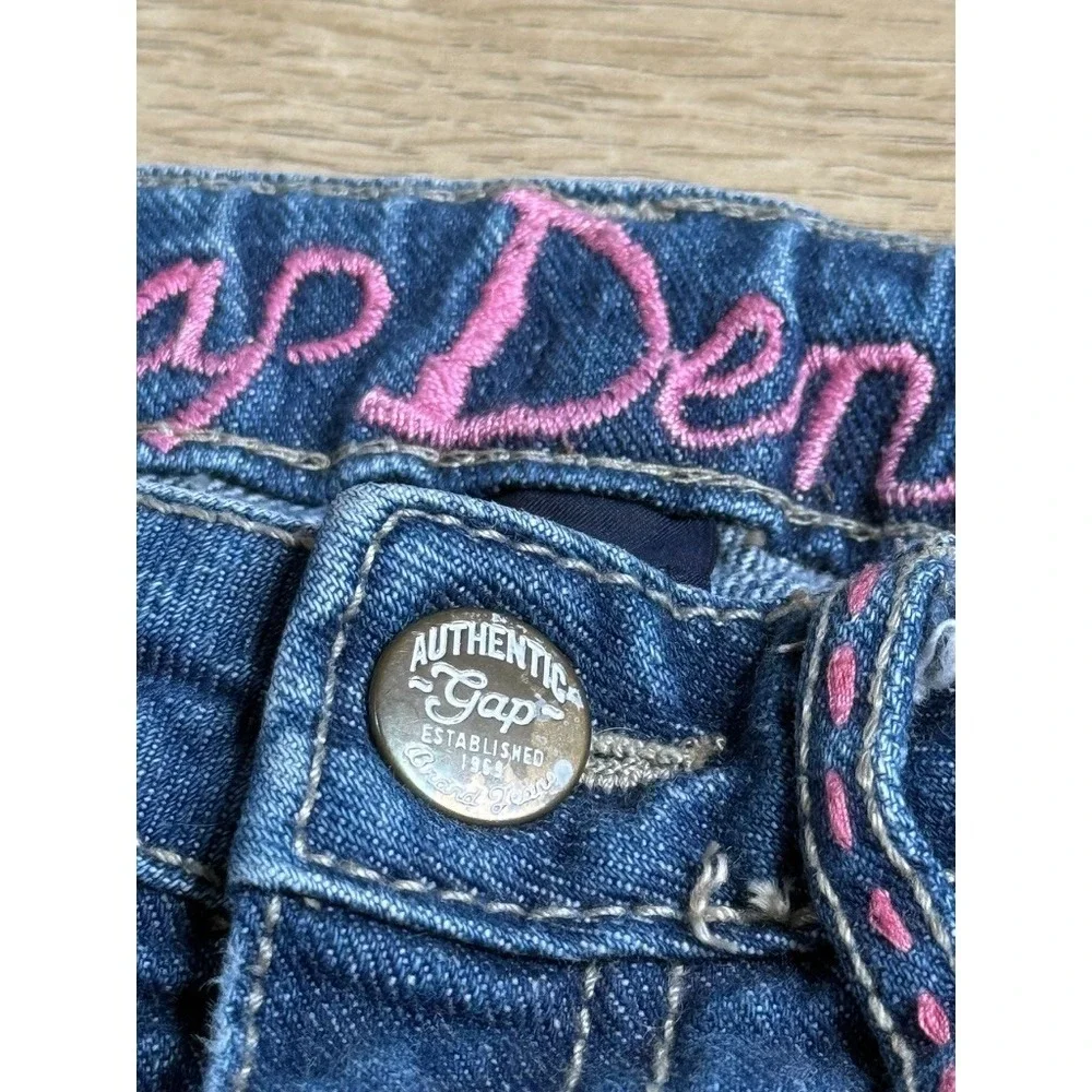 EUC Kids Girls Gap Denim embroidered Y2K Vintage flare jeans hearts size 6